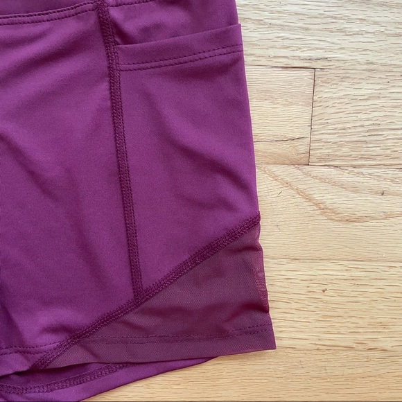 SHEIN Burgundy Mesh Biker Shorts with Pockets - Picture 8 of 9